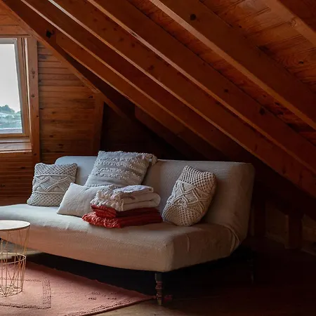 Charmingly Renovated In Sintra, Penedo Holiday home