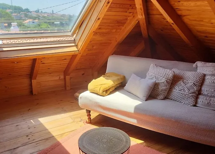 Charmingly Renovated In Sintra, Penedo