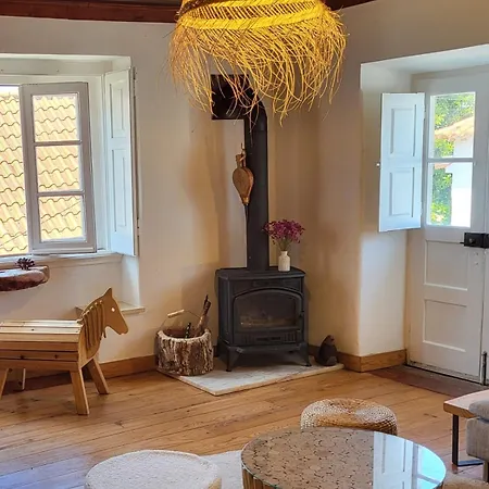 بيت للعطل Charmingly Renovated In Sintra, Penedo *