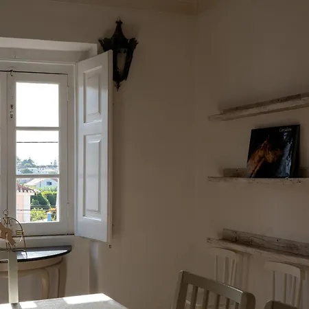 Charmingly Renovated In Sintra, Penedo 度假居 *