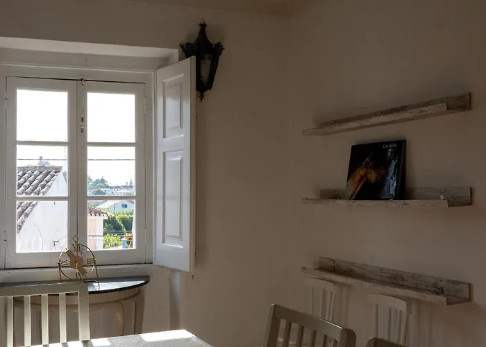 Charmingly Renovated In Sintra, Penedo Feriehus *